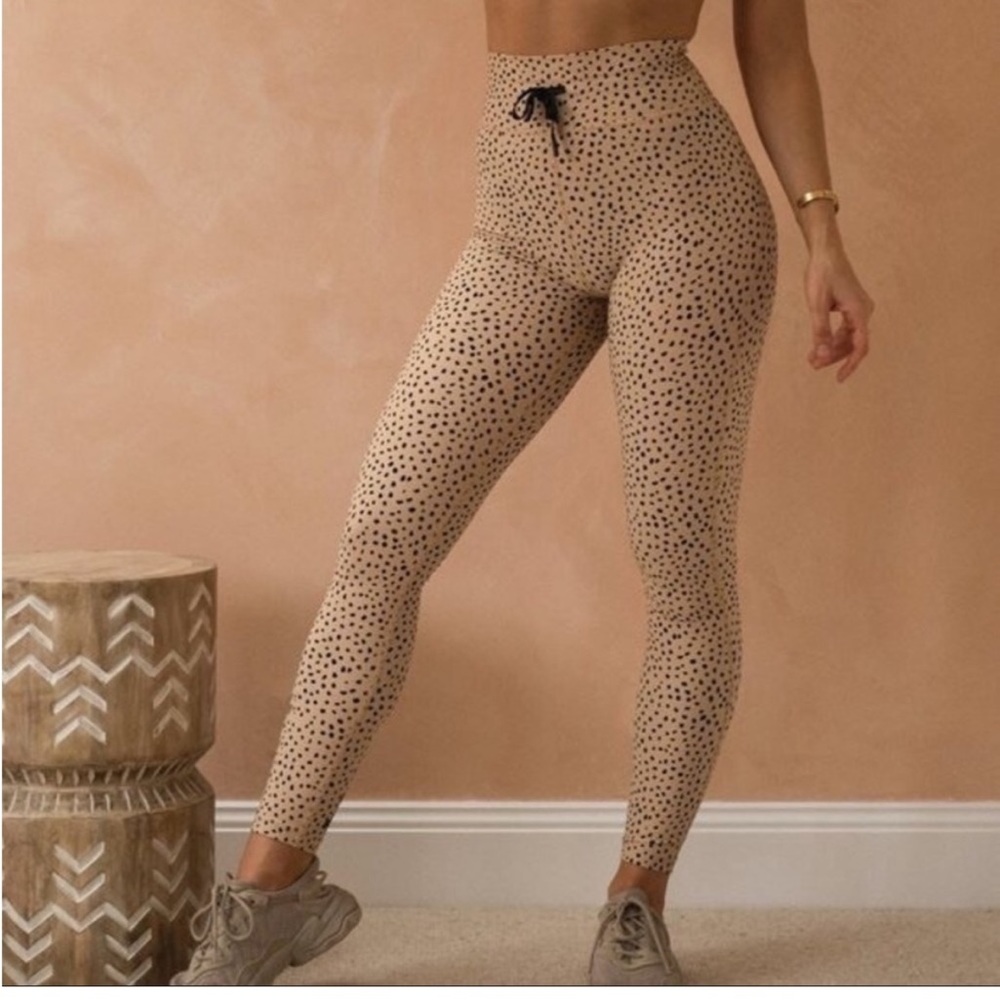 Sarah’s Day x White Fox Boutique Speckled Leggings